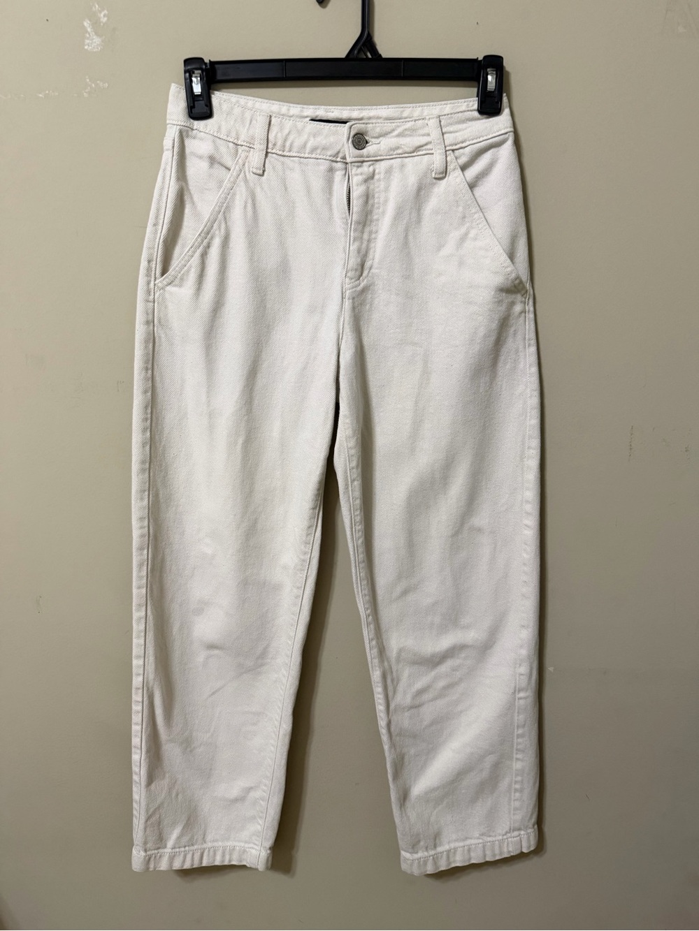 Banana Republic washwell barrel leg ecru women’s trouser jeans 4 cotton preppy